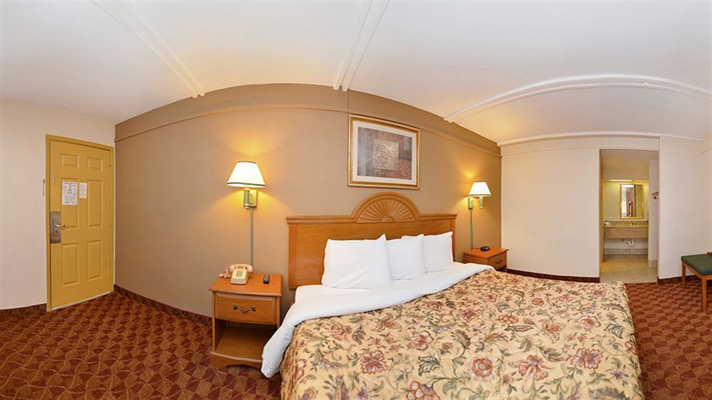 Spanish Trace Inn Athens Eksteriør billede