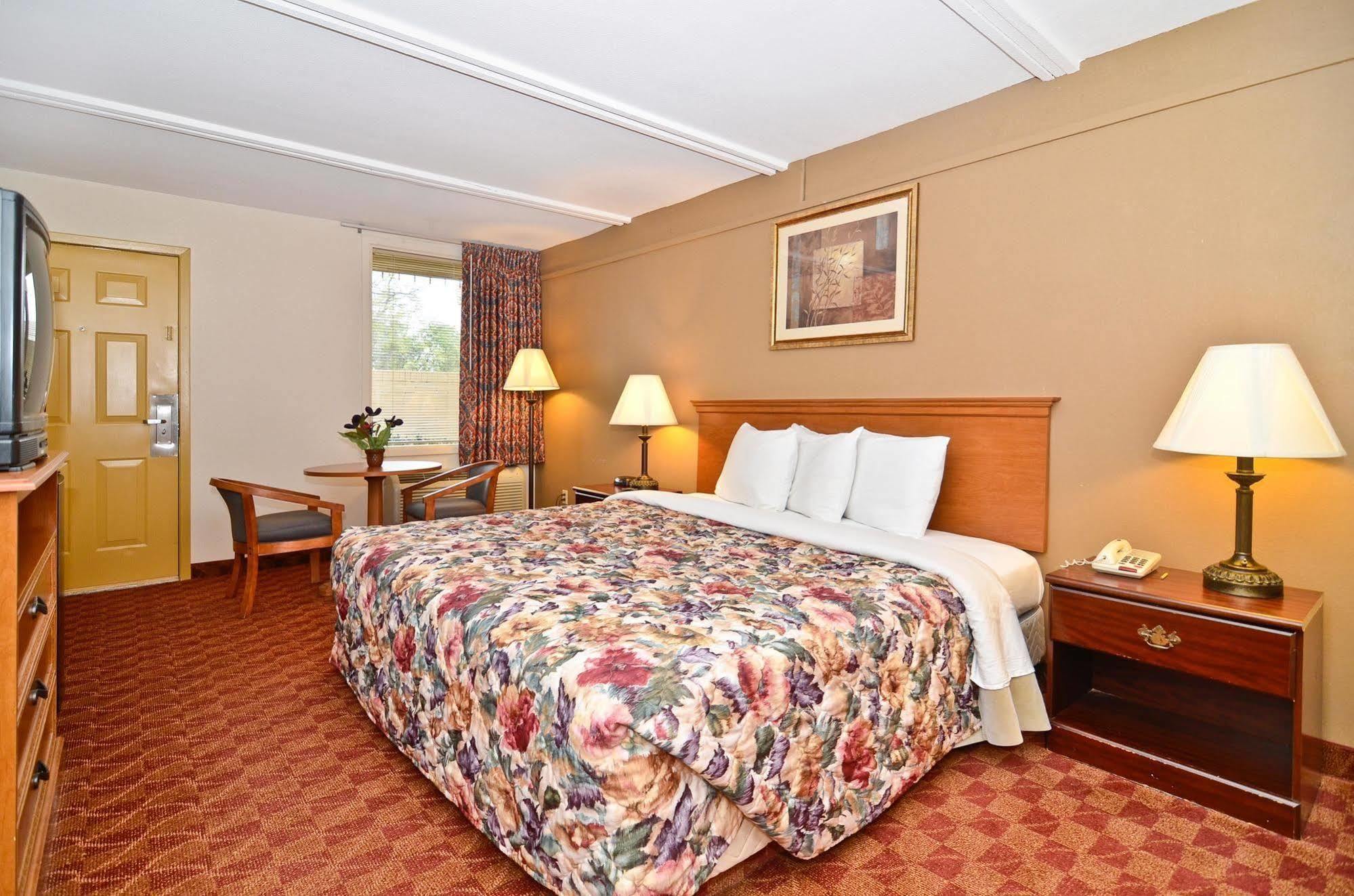 Spanish Trace Inn Athens Eksteriør billede